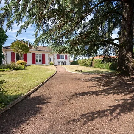 Nyaraló Le Grand Pin - Maison Confortable Et Spacieuse Montfaucon-Montigne